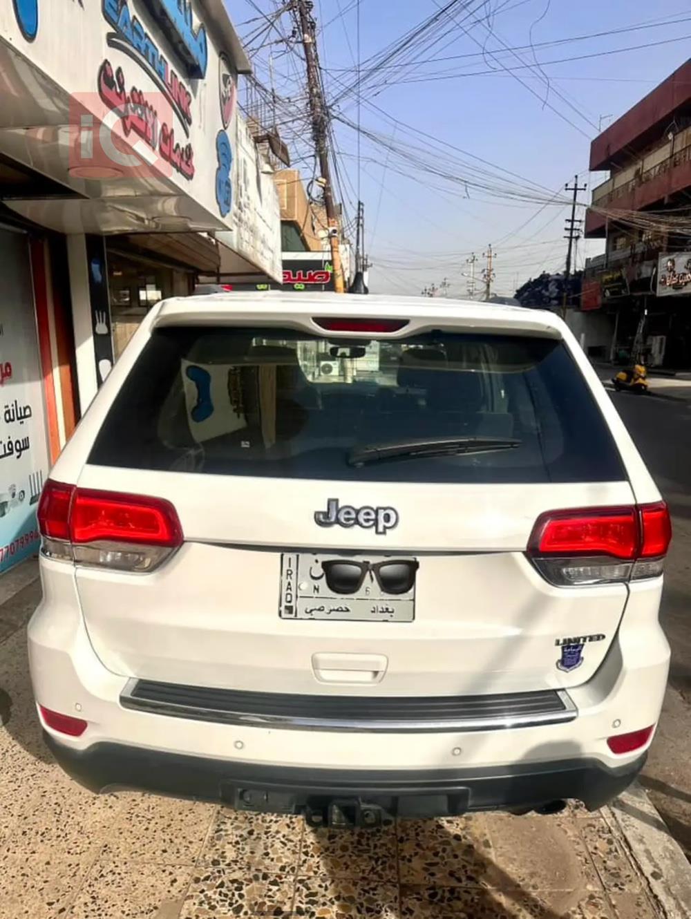 جیپ گراند شیرۆکی